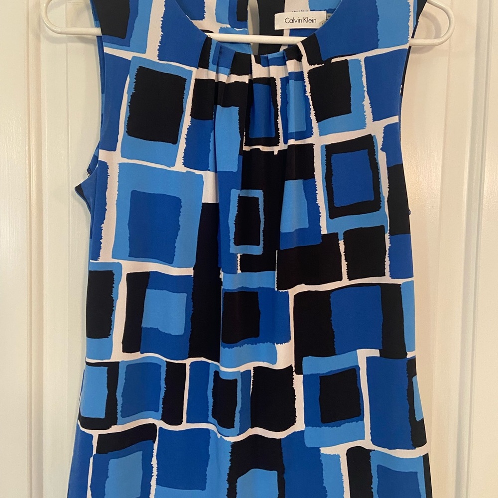 Calvin Klein Blue Geometric Sleeveless Top